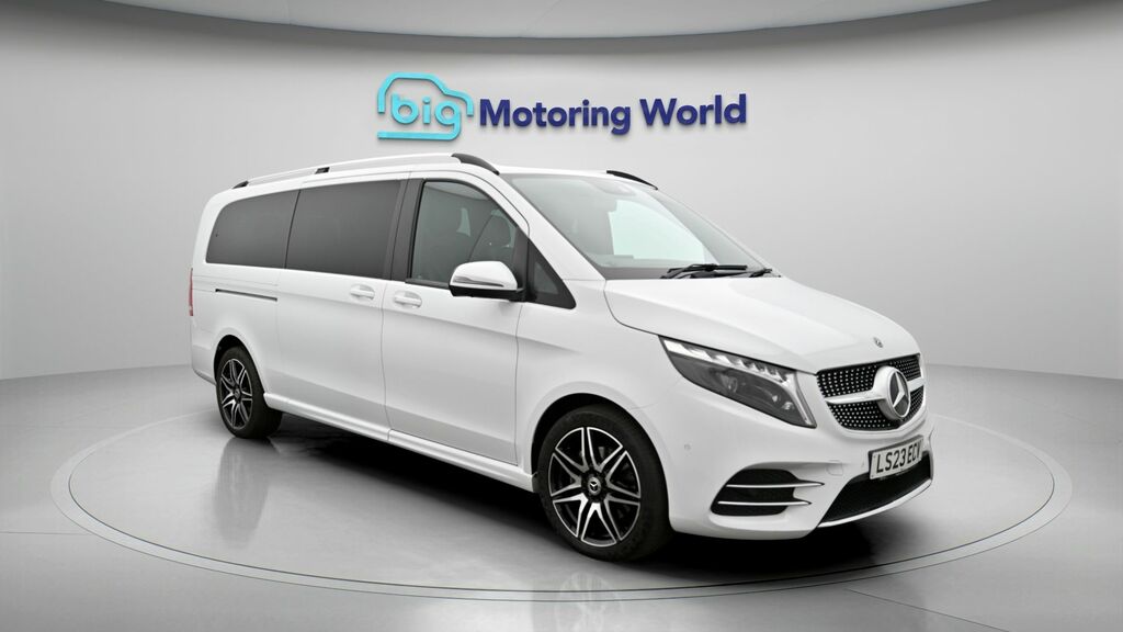 Mercedes-Benz V Class Amg Line White