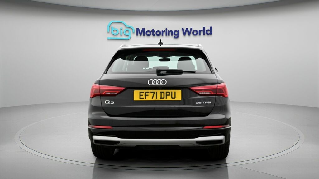 Audi Q3 Sport EF71DPU Black #6