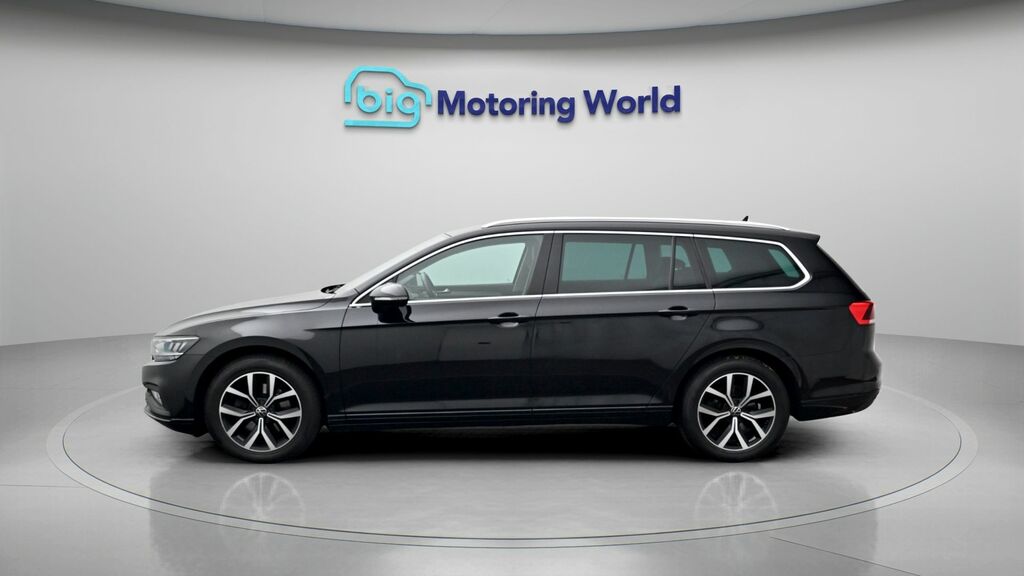 Volkswagen Passat Sel VE72WCC Black #4