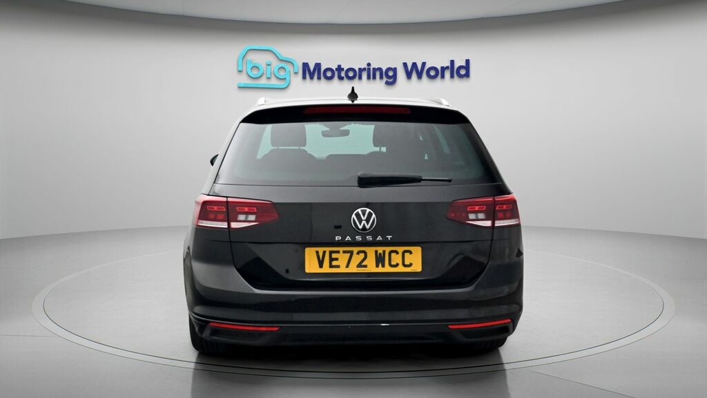 Volkswagen Passat Sel VE72WCC Black #6