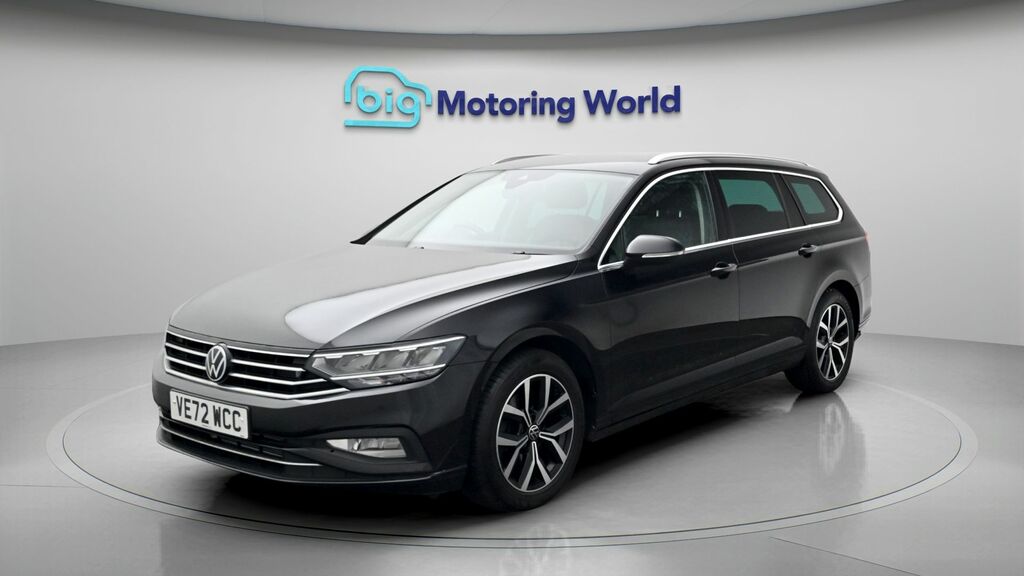 Volkswagen Passat Sel VE72WCC Black #3