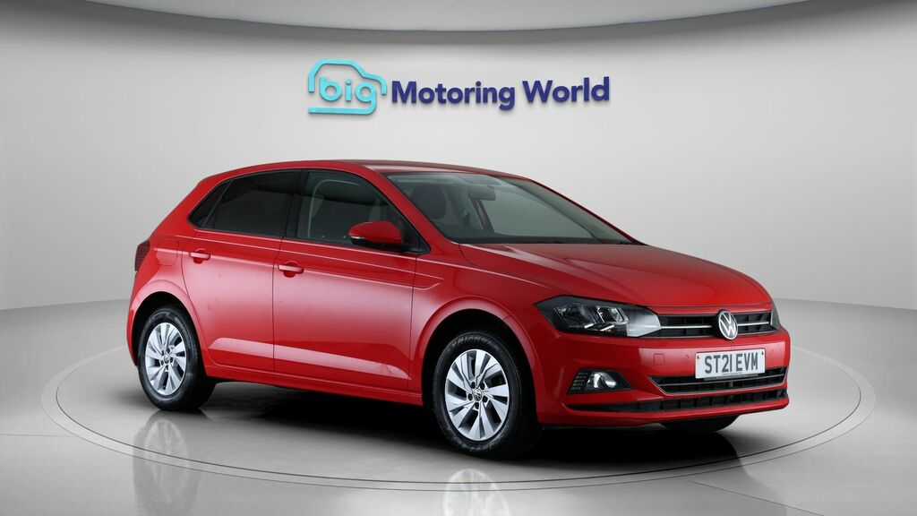 Volkswagen Polo Match ST21EVM Red