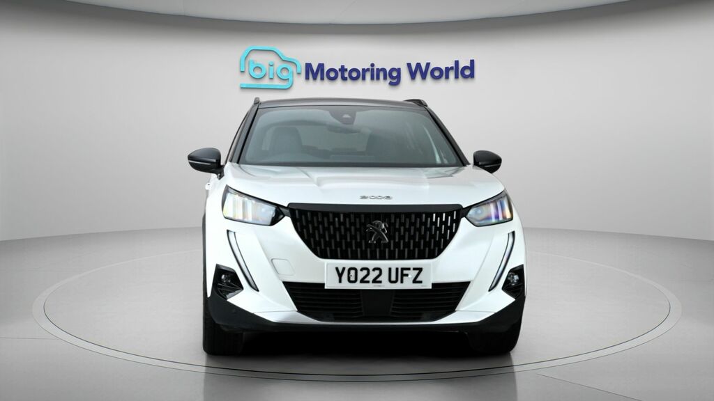 Peugeot 2008 Gt YO22UFZ White #2