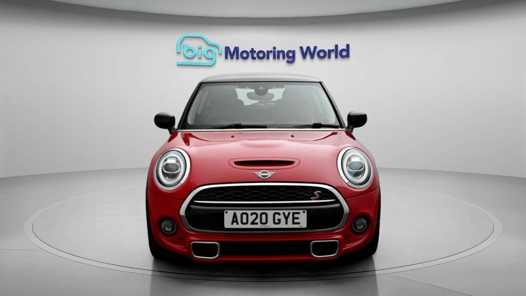 Mini Hatch Cooper S Exclusive AO20GYE Red #2