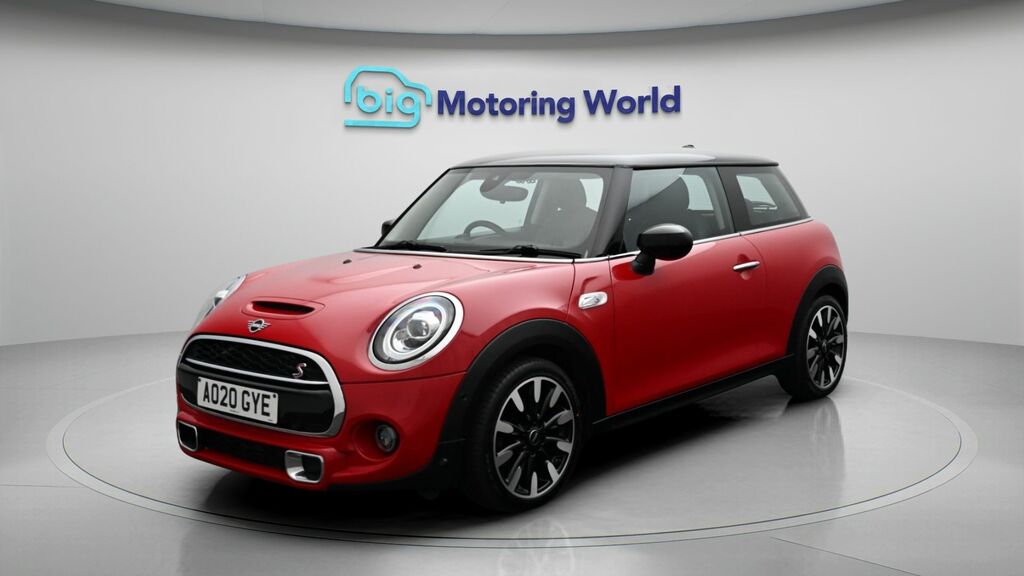 Mini Hatch Cooper S Exclusive AO20GYE Red #3