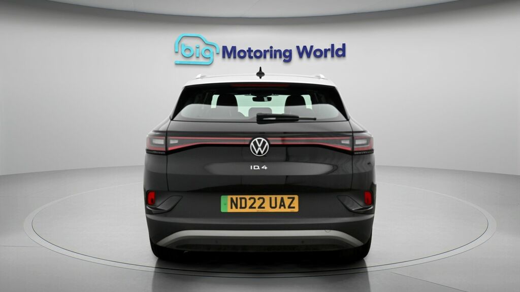Volkswagen ID.4 Life Black #6