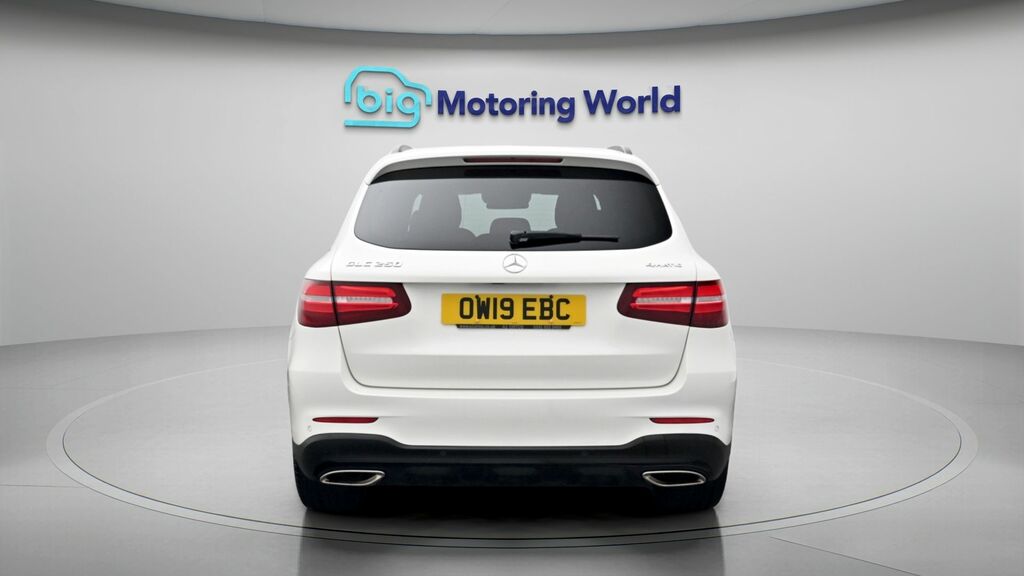 Mercedes-Benz GLC Class Amg Night Edition OW19EBC White #6