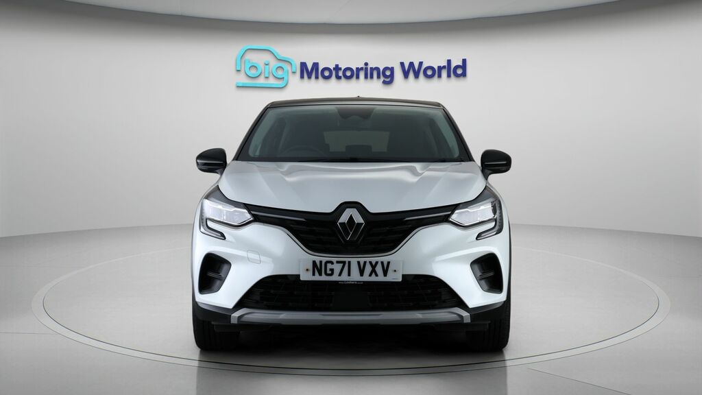 Renault Captur Iconic Black #2