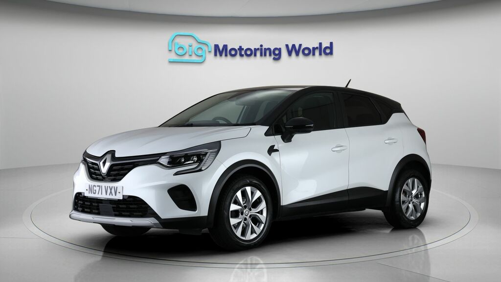 Renault Captur Iconic Black #3