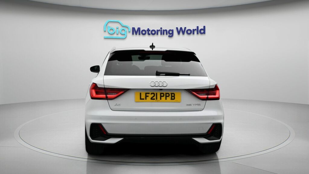 Audi A1 Vorsprung LF21PPB White #6