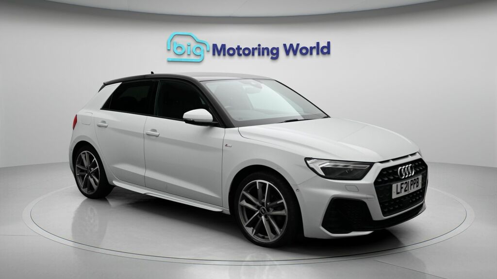 Audi A1 Vorsprung White