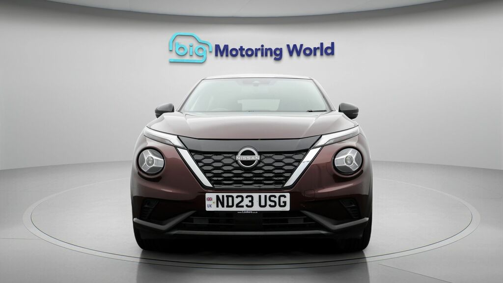 Nissan Juke N-connecta ND23USG Red #2