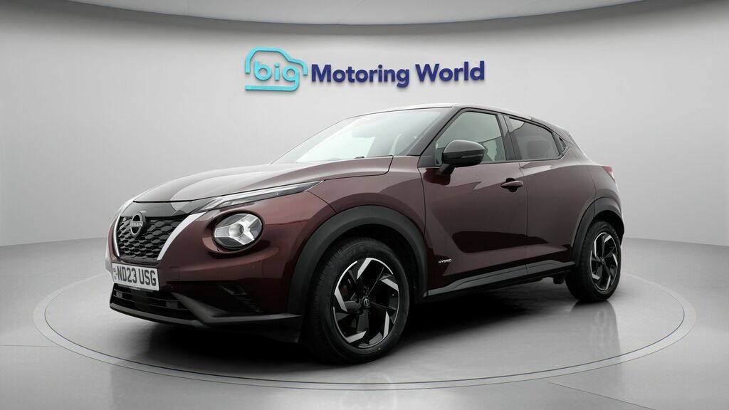 Nissan Juke N-connecta ND23USG Red #3