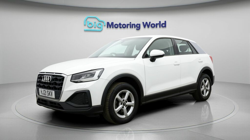 Audi Q2 Technik White #3