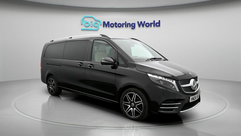 Mercedes-Benz V Class Amg Line Black