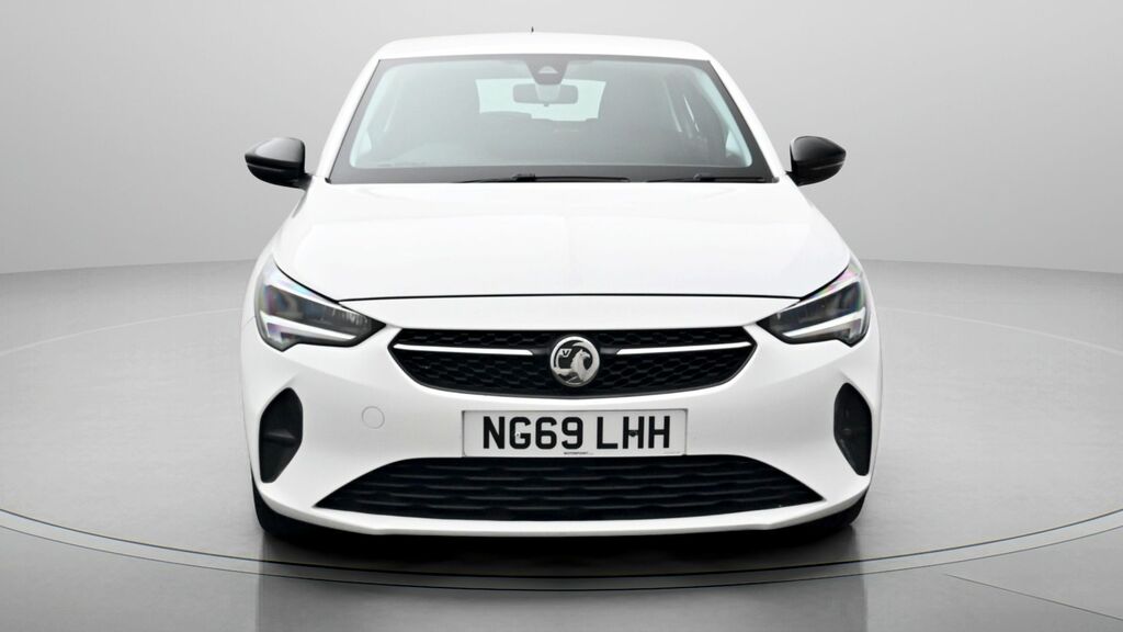Vauxhall Corsa Se Nav NG69LHH White #2