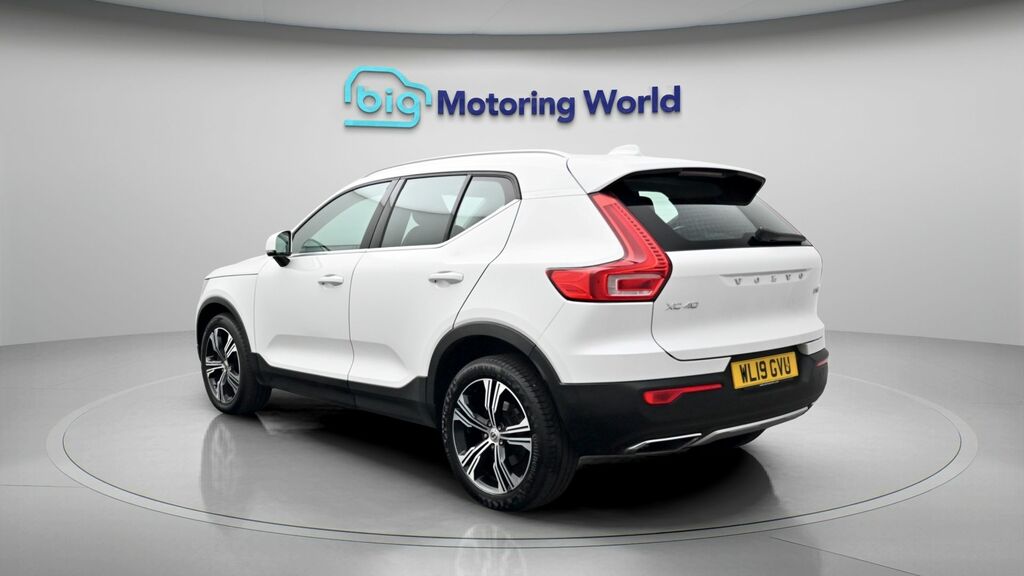 Volvo XC40 Inscription Pro WL19GVU White #5