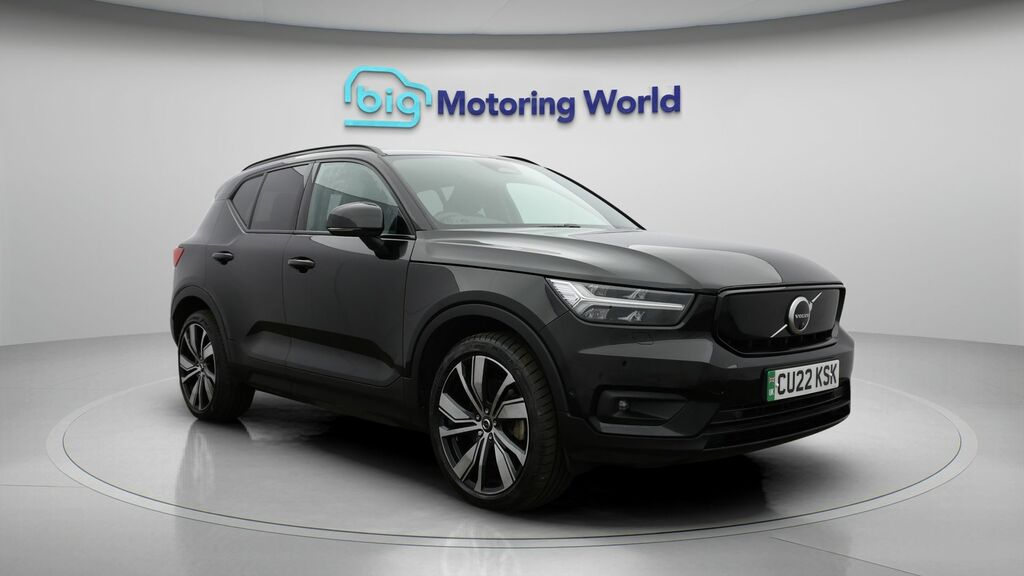 Volvo XC40 Ultimate Black
