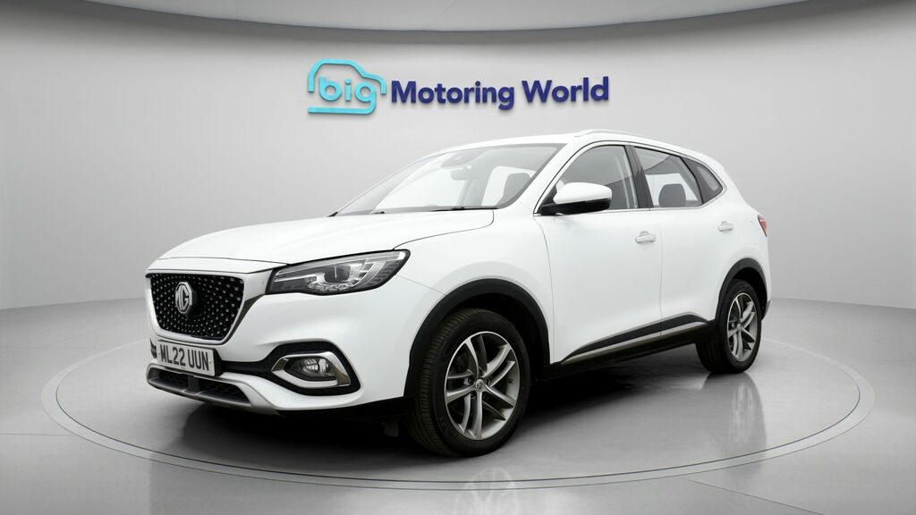 MG HS Exclusive ML22UUN White #3
