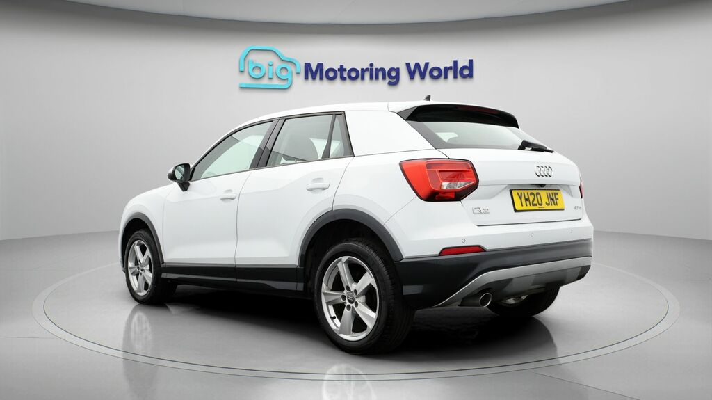 Audi Q2 Sport YH20JNF White #5