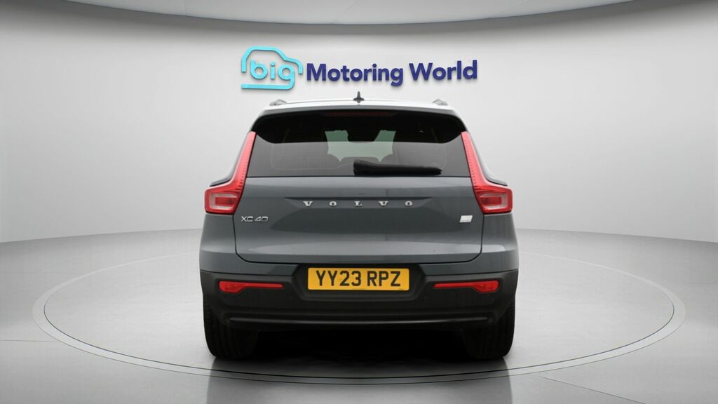 Volvo XC40 Plus YY23RPZ Grey #6
