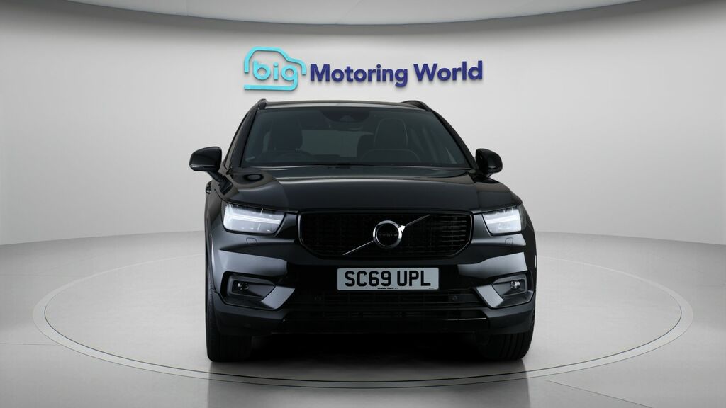 Volvo XC40 R-design SC69UPL Black #2