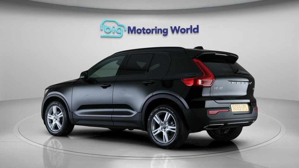 Volvo XC40 R-design SC69UPL Black #5