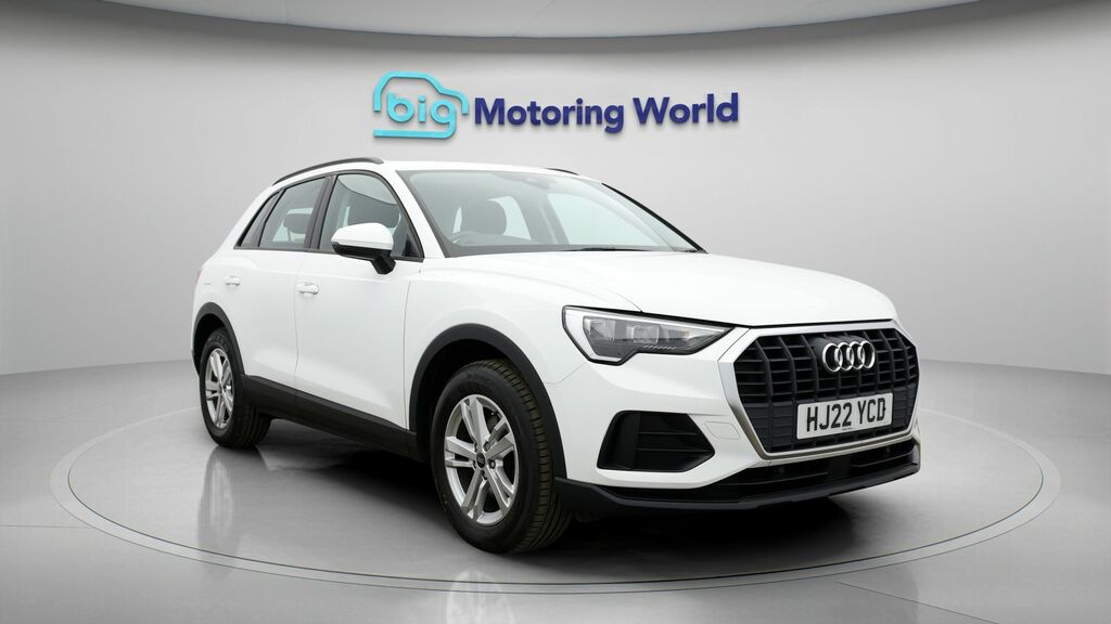 Audi Q3 Technik White