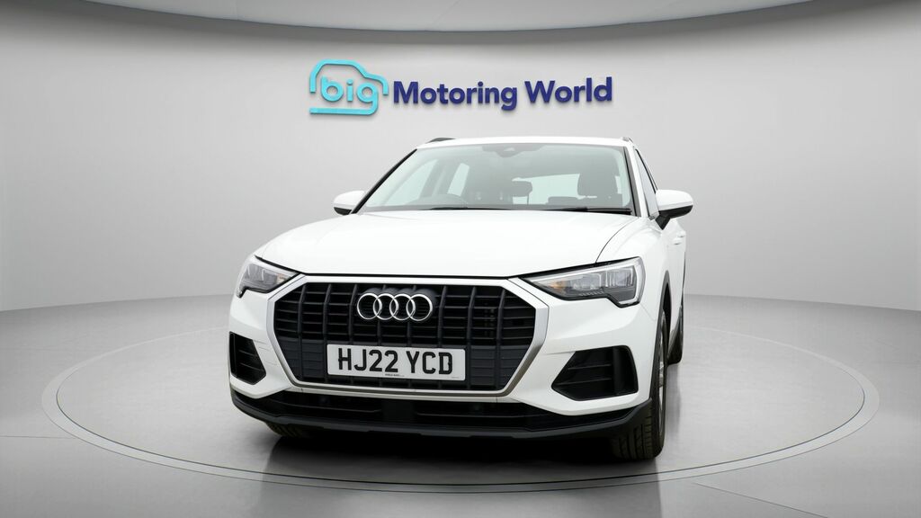 Audi Q3 Technik White #2