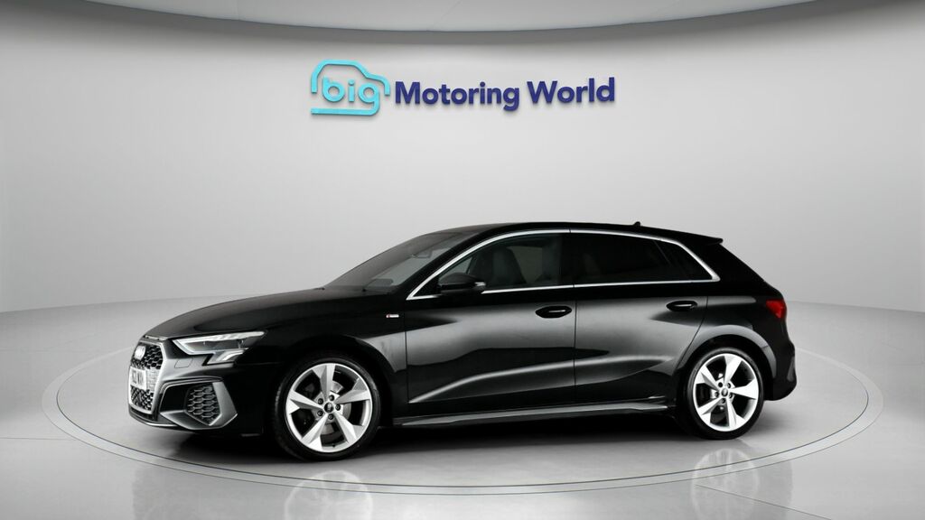 Audi A3 S Line HG21WXM Black #4