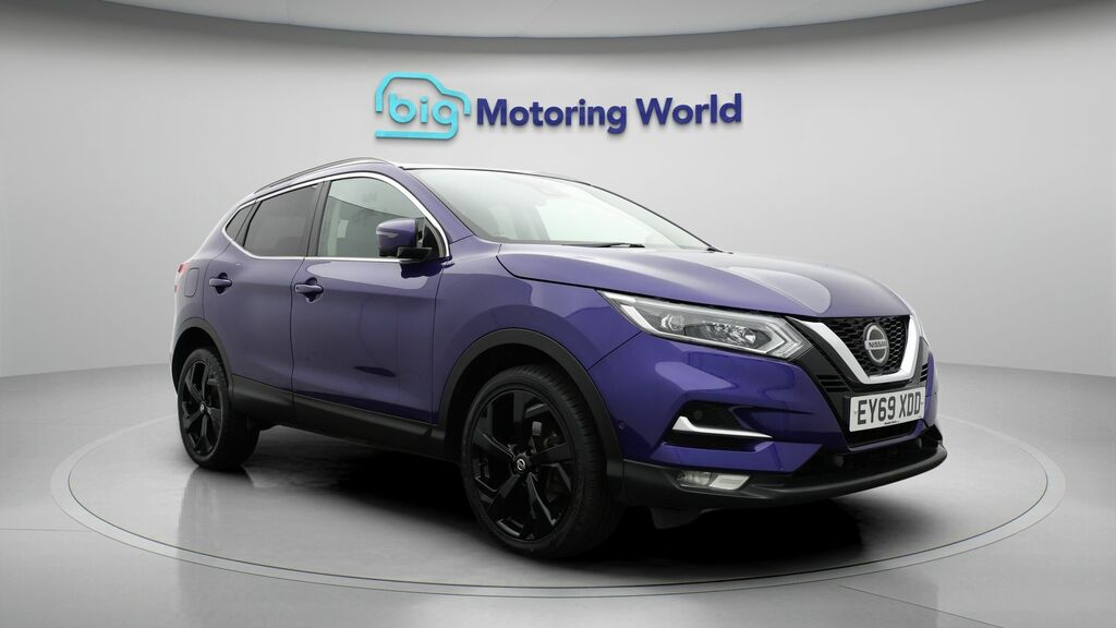 Nissan Qashqai Tekna Blue