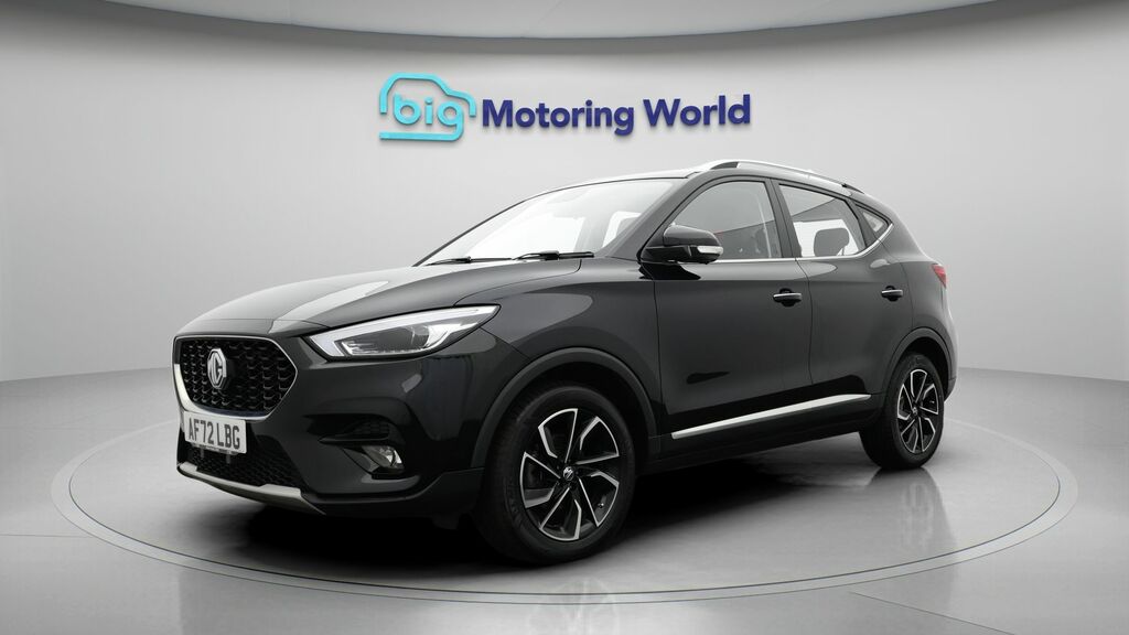 MG ZS Exclusive Black #3