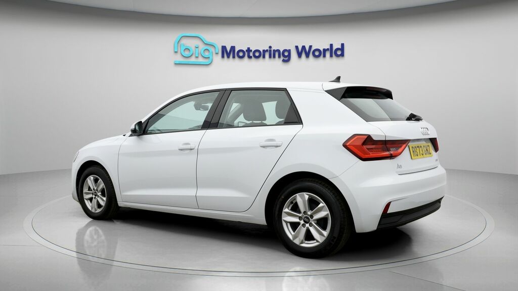 Audi A1 Technik White #5