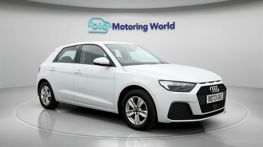 Audi A1 Technik White