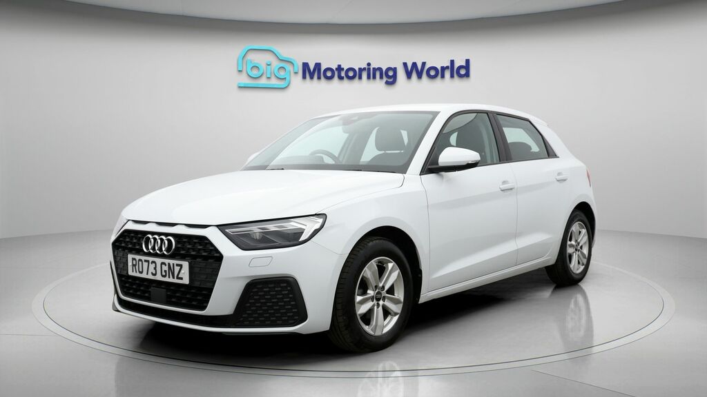 Audi A1 Technik White #3