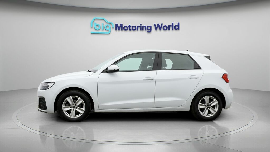 Audi A1 Technik White #4