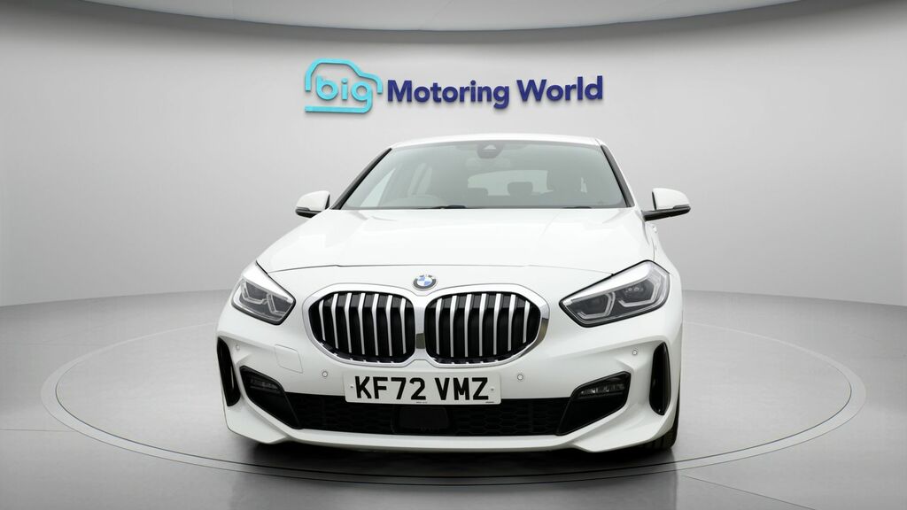 BMW 1 Series M Sport White #2