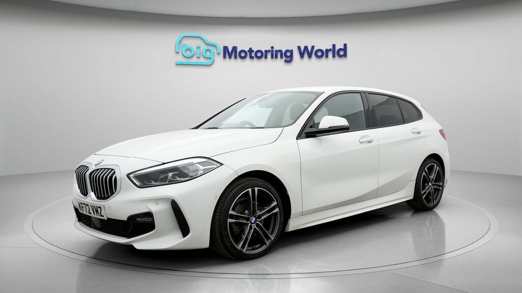 BMW 1 Series M Sport White #3