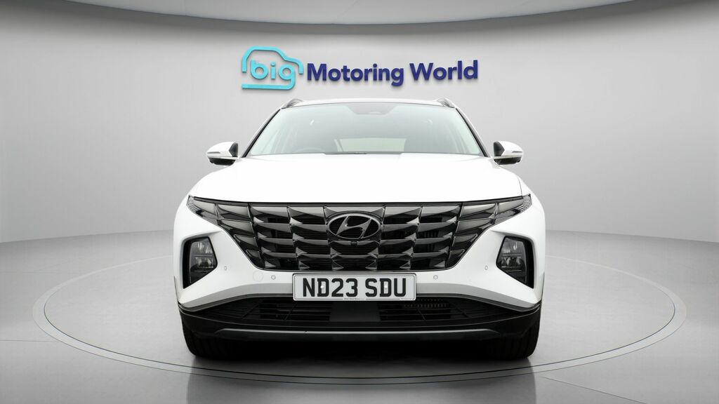 Hyundai Tucson Ultimate White #2
