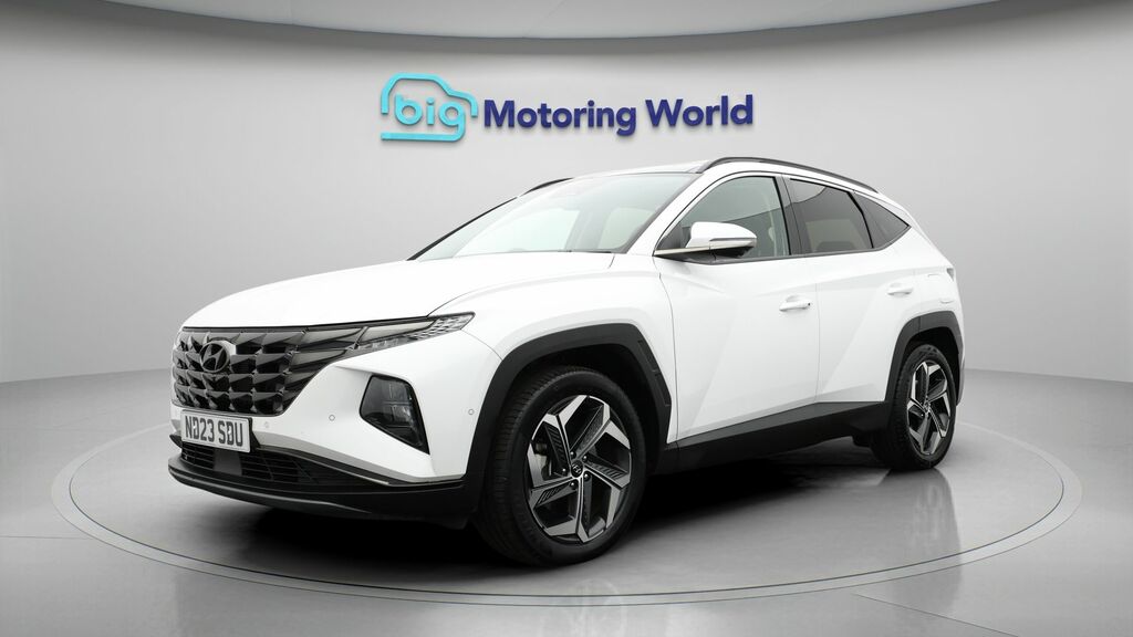 Hyundai Tucson Ultimate White #3