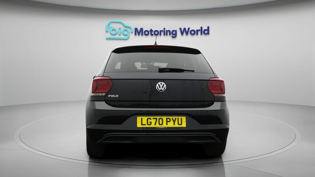 Volkswagen Polo Match Black #6