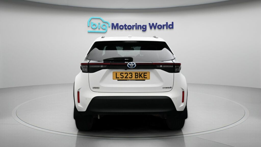 Toyota Yaris Cross Excel LS23BKE White #6