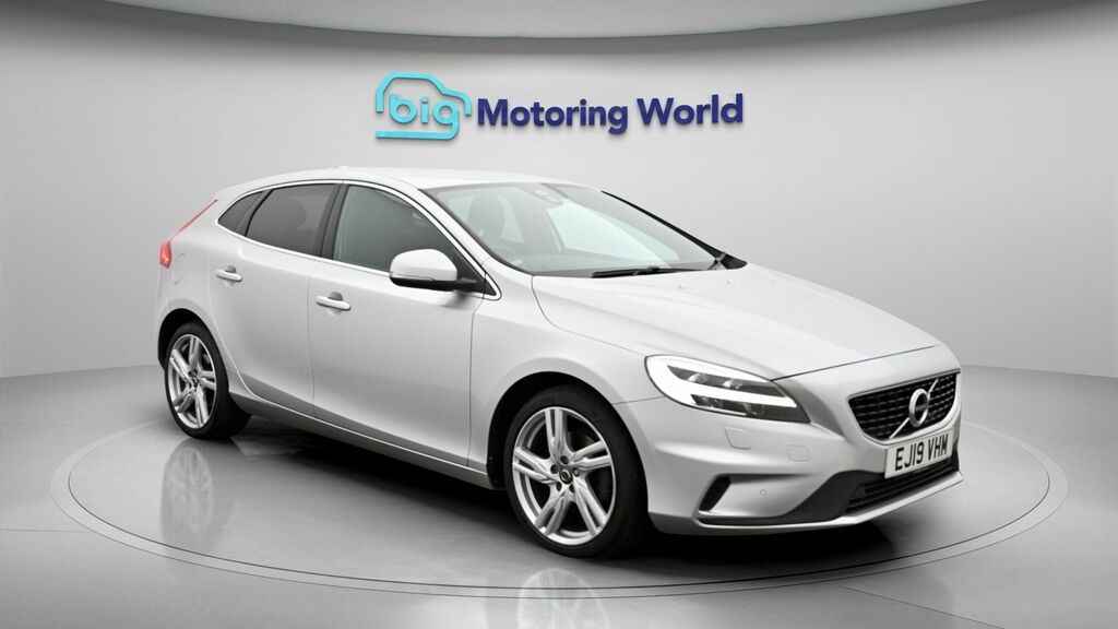 Volvo V40 R-design Edition Silver