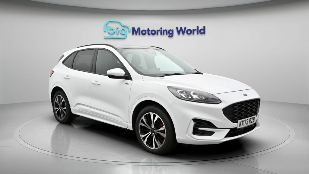Ford Kuga St-line X Edition White