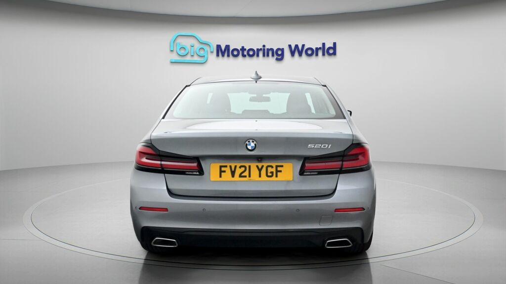 BMW 5 Series Se FV21YGF Blue #6