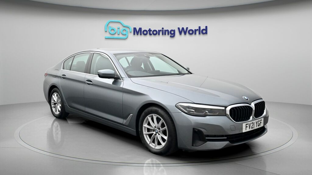 BMW 5 Series Se Blue