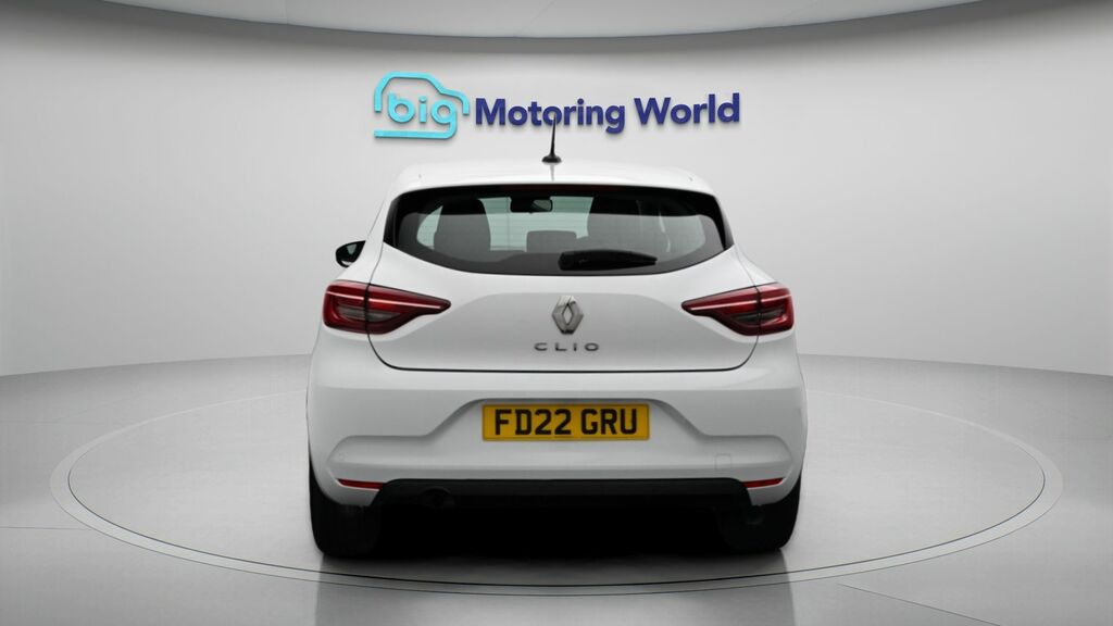 Renault Clio Iconic Edition FD22GRU White #6