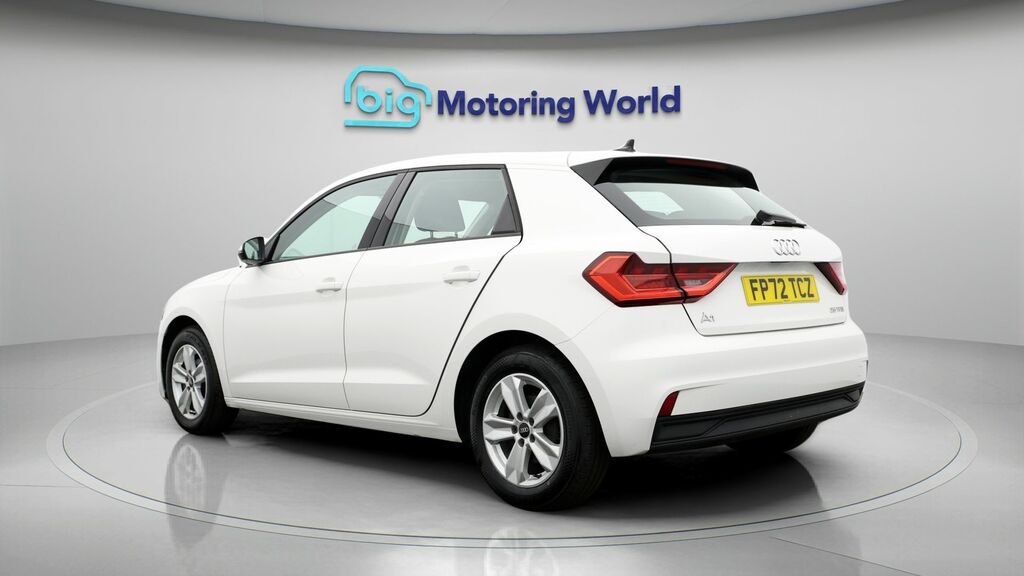 Audi A1 Technik White #5