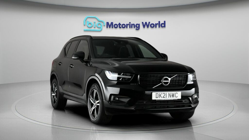Volvo XC40 R-design DK21NWC Black #2