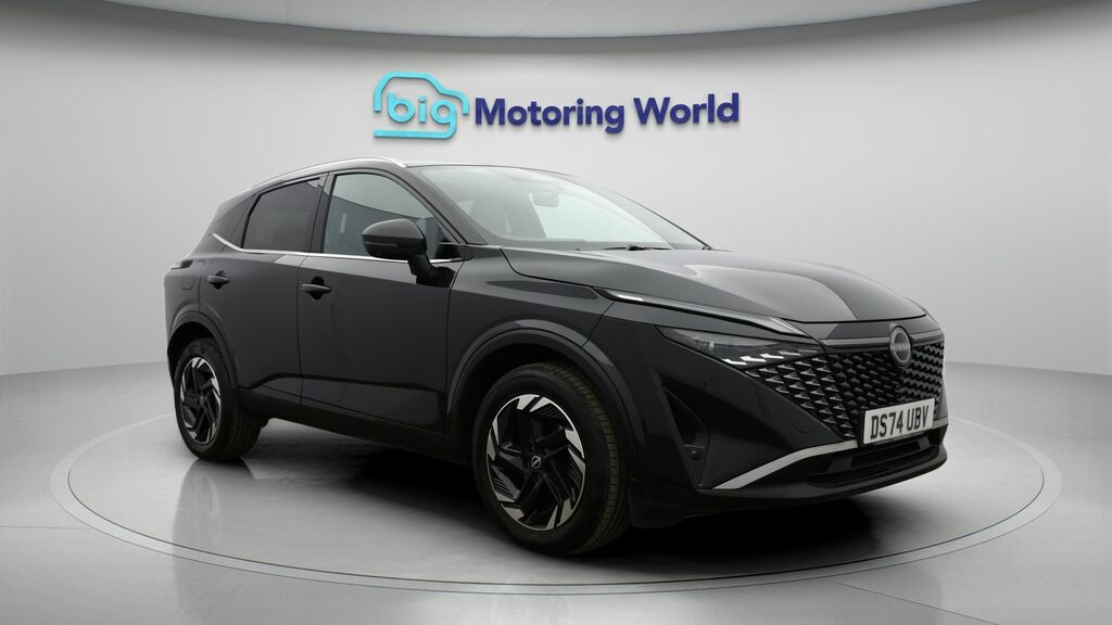 Nissan Qashqai N-connecta Black
